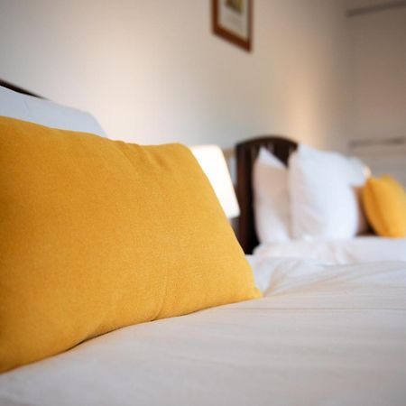 Spacious Retreat With River Views Near Peak District มัทล็อก ภายนอก รูปภาพ