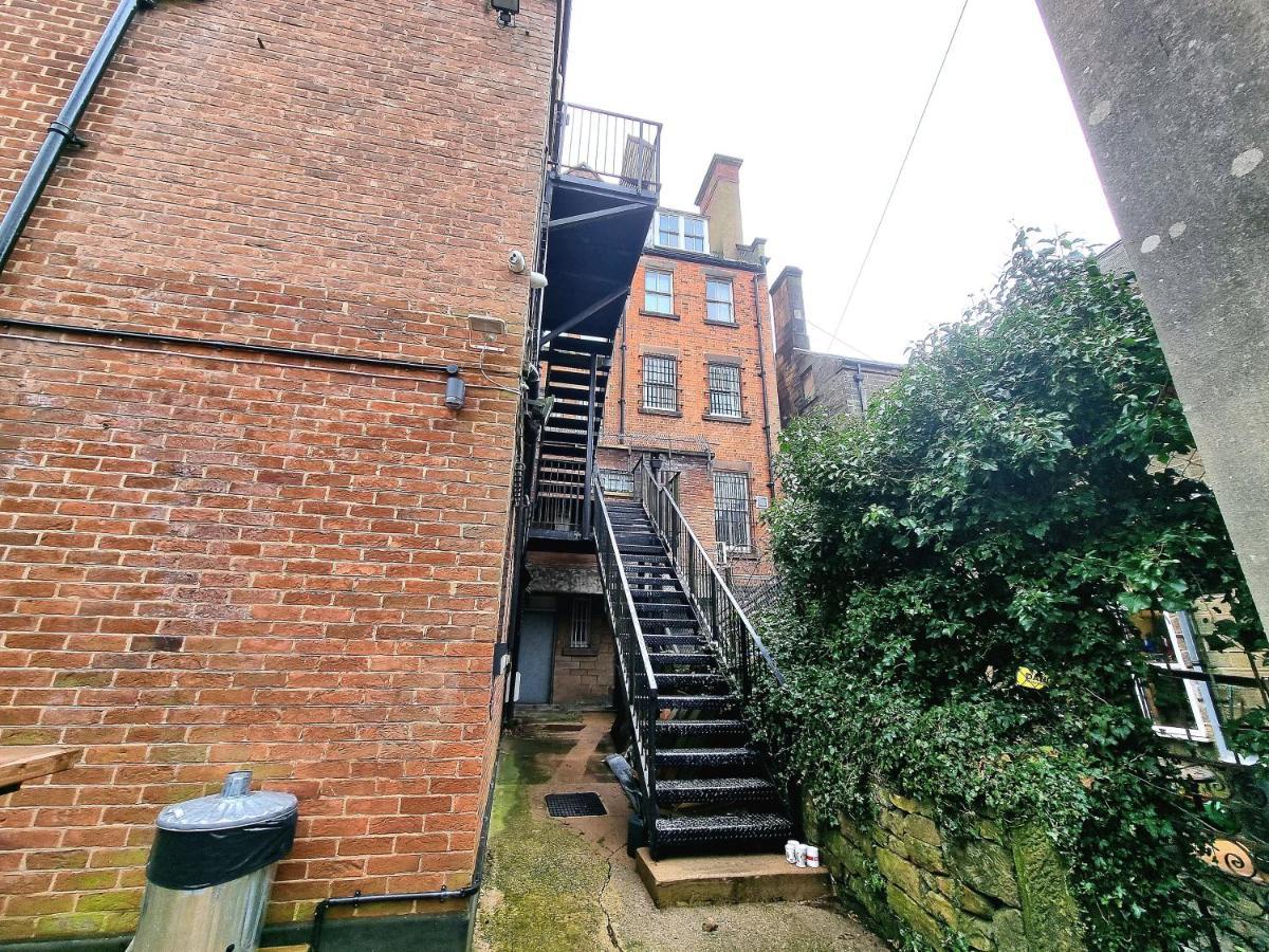 Spacious Retreat With River Views Near Peak District มัทล็อก ภายนอก รูปภาพ
