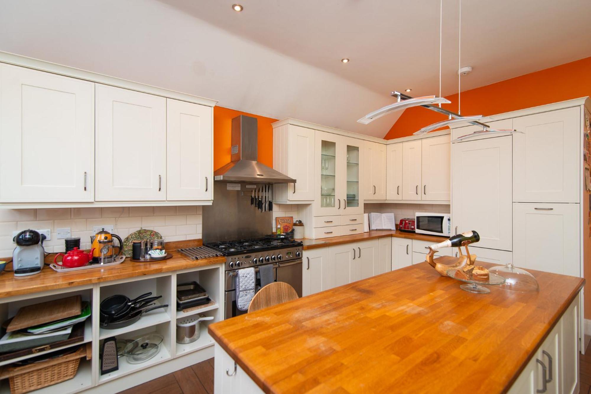 Spacious Retreat With River Views Near Peak District มัทล็อก ภายนอก รูปภาพ