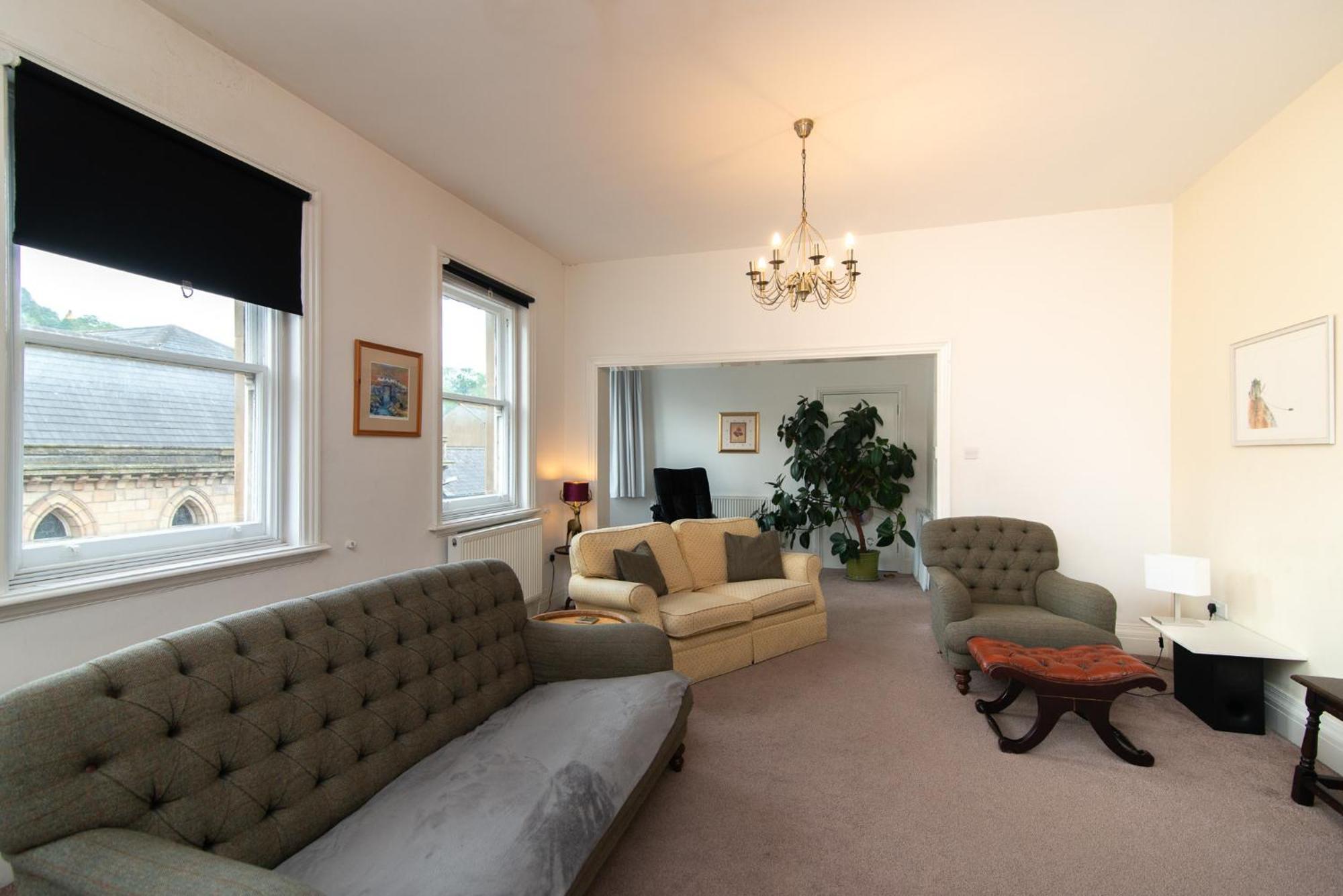 Spacious Retreat With River Views Near Peak District มัทล็อก ภายนอก รูปภาพ